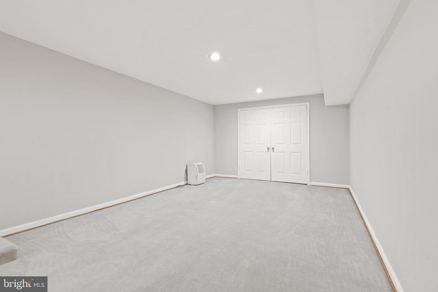 10317 Kingsbridge Rd