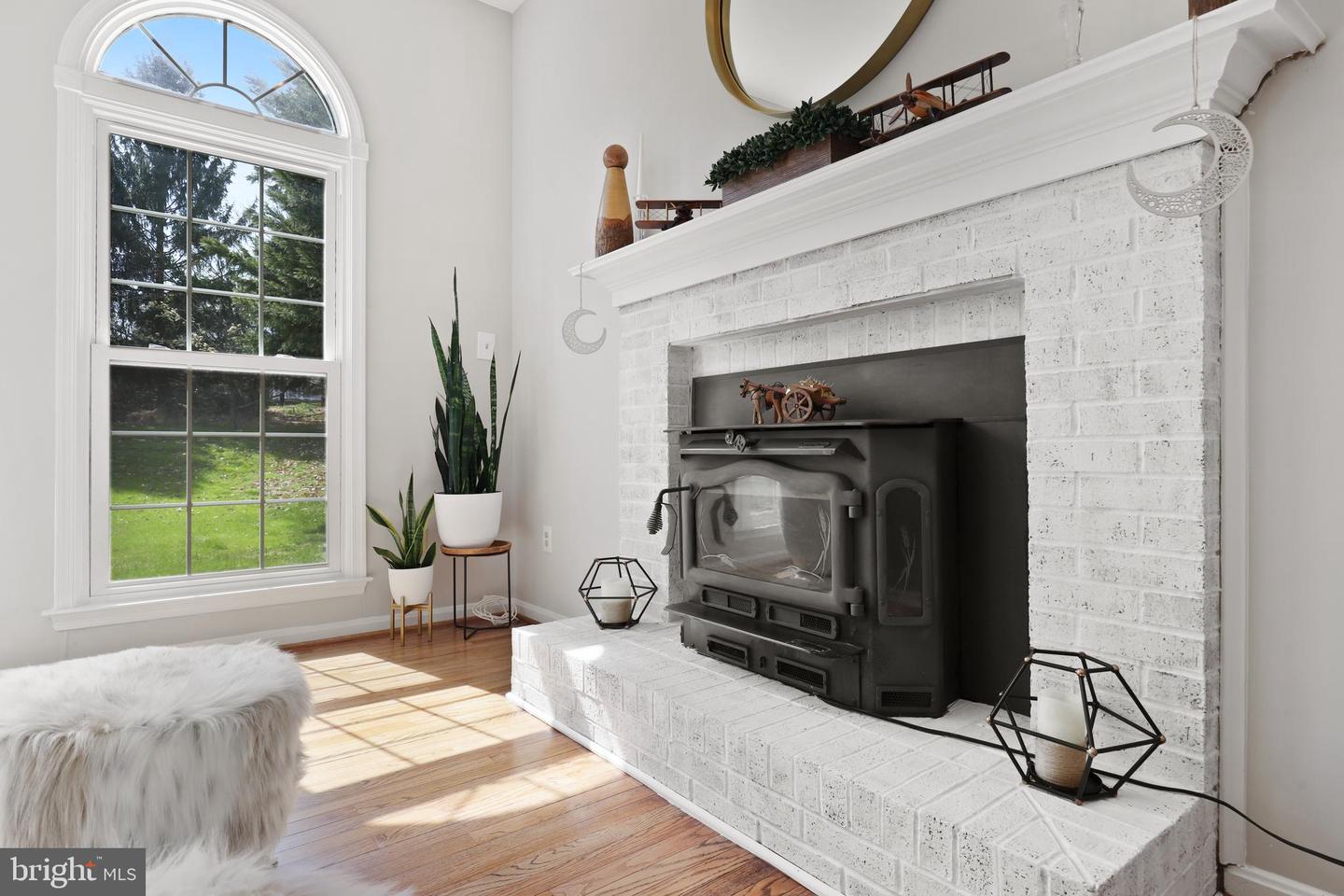 10317 Kingsbridge Rd