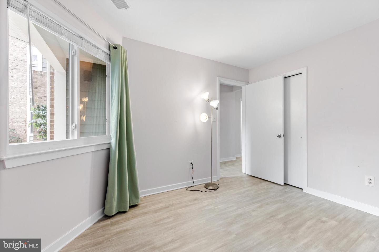 9463 Hickory Limb #251