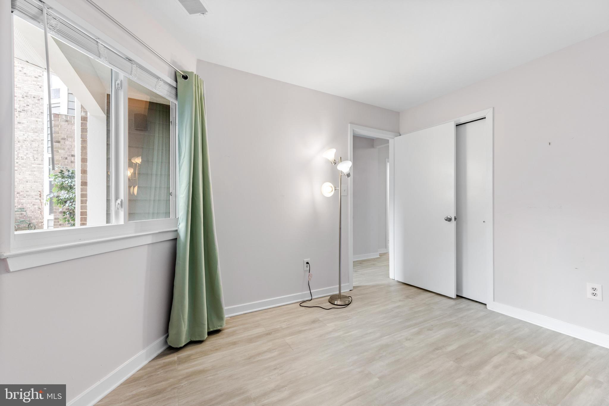 9463 Hickory Limb #251