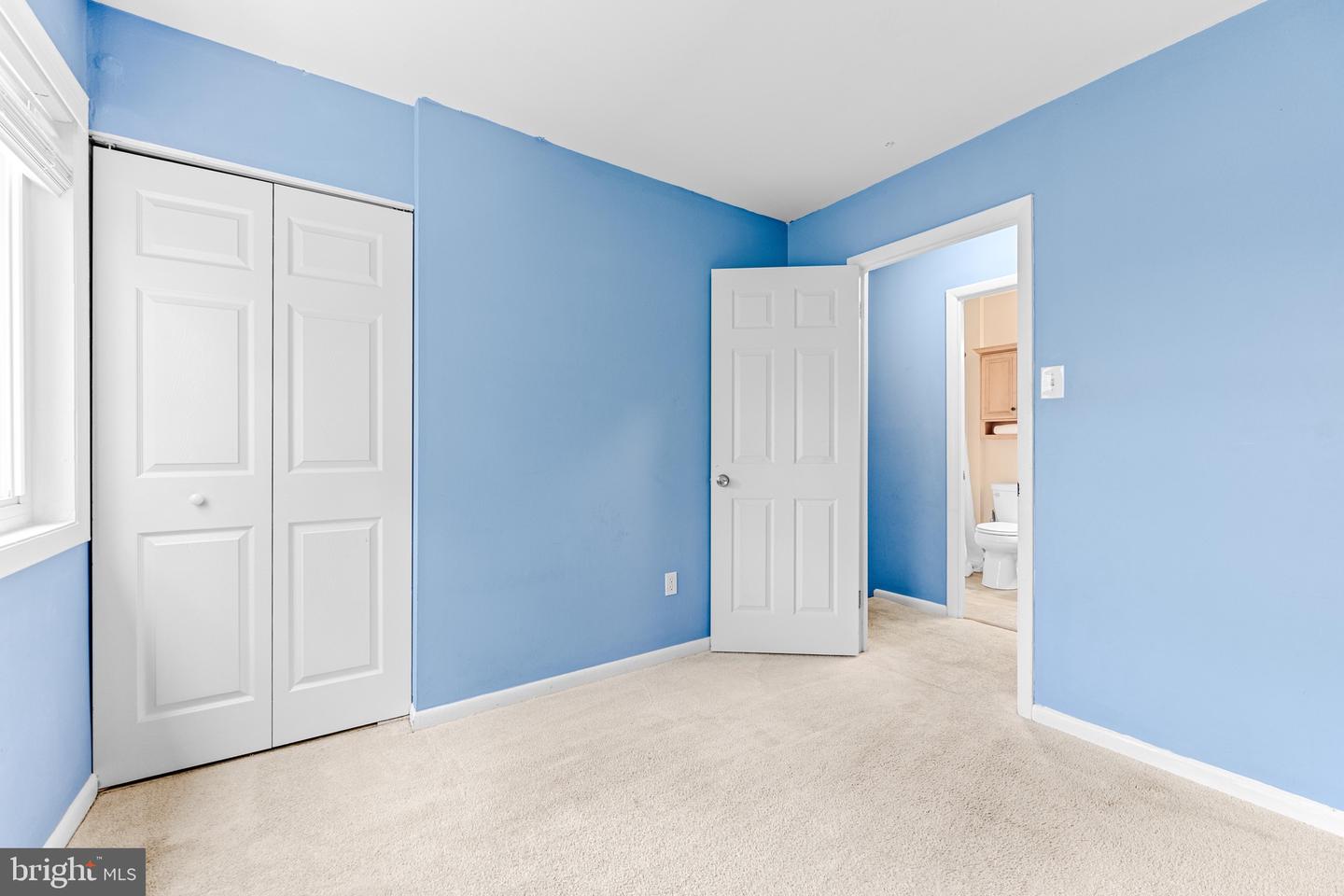 9594 Standon Pl