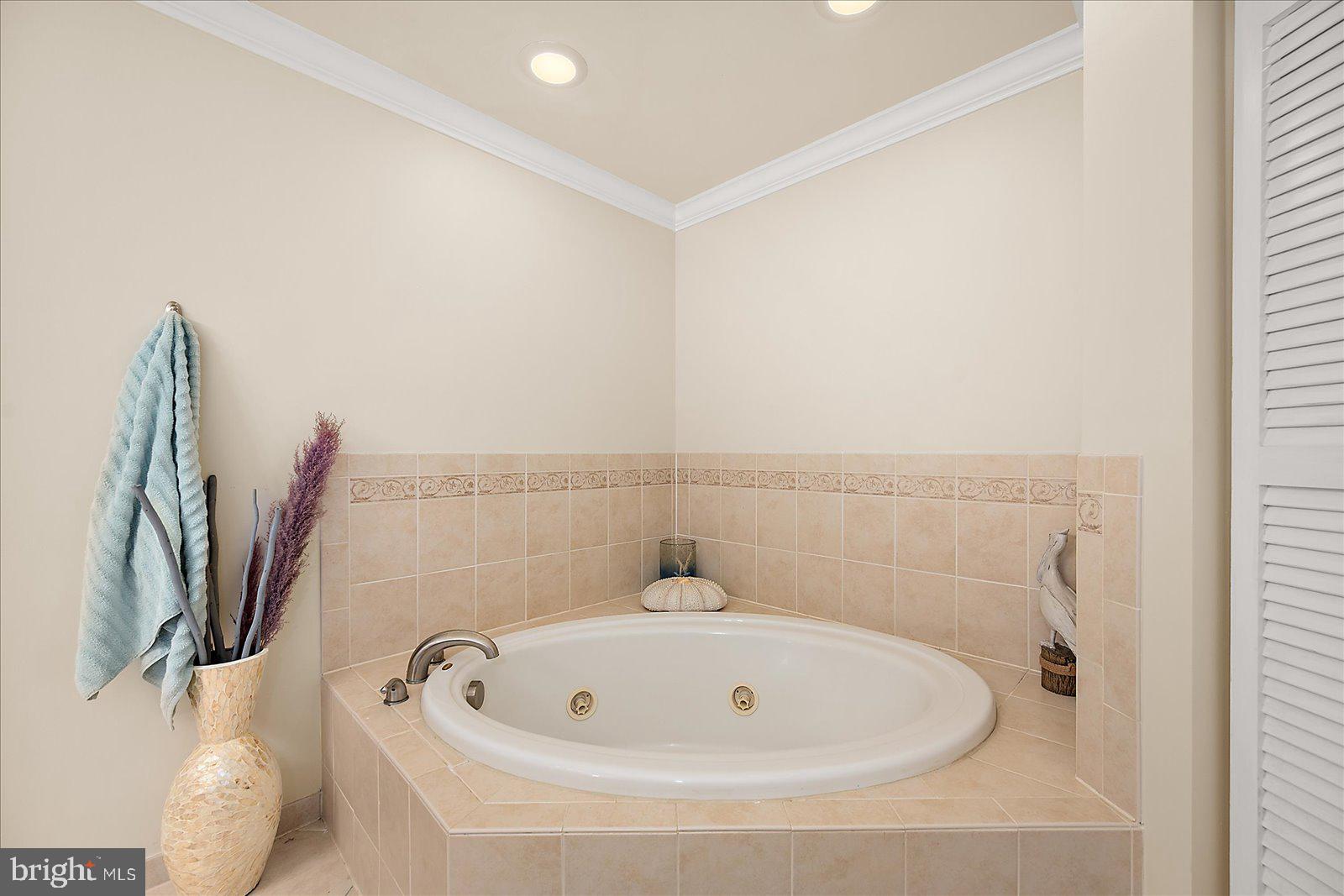 4601 COASTAL HIGHWAY B 301