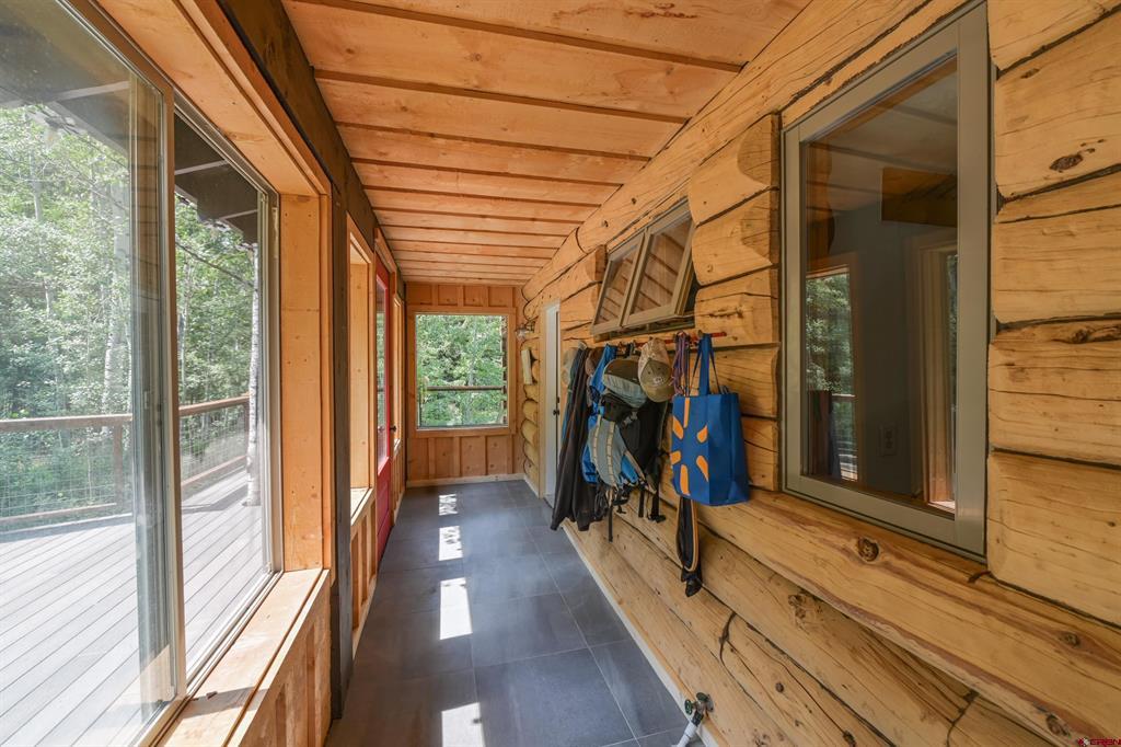 1800 County Road 771