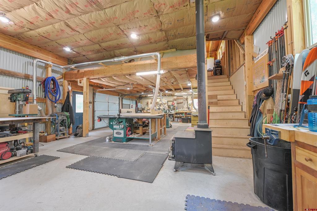 1800 County Road 771