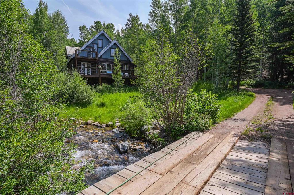 1800 County Road 771