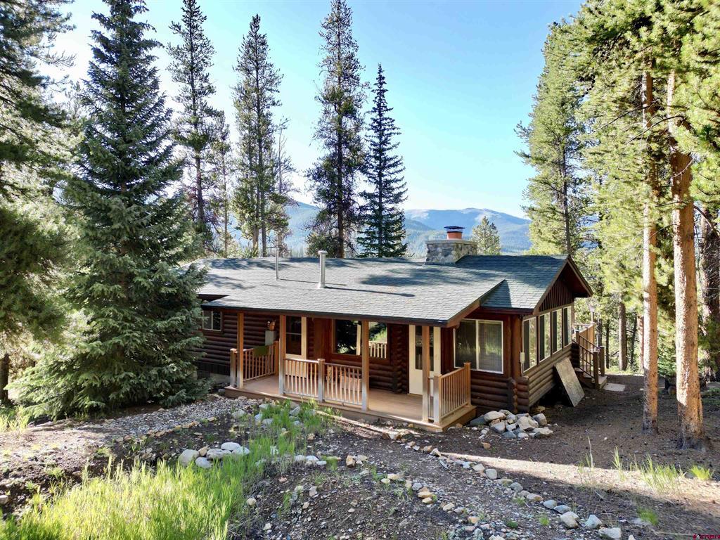 110 Pine Tree Lane
