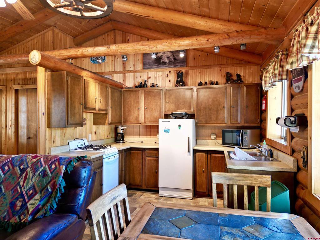 110 Pine Tree Lane