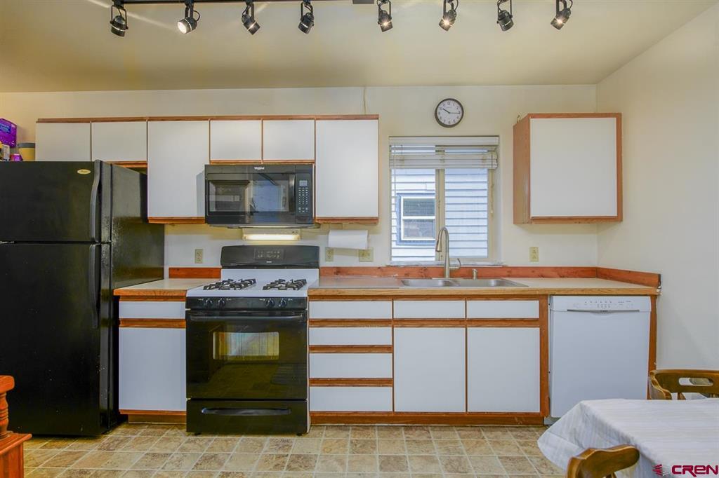 308 S 11Th Street Unit: 3