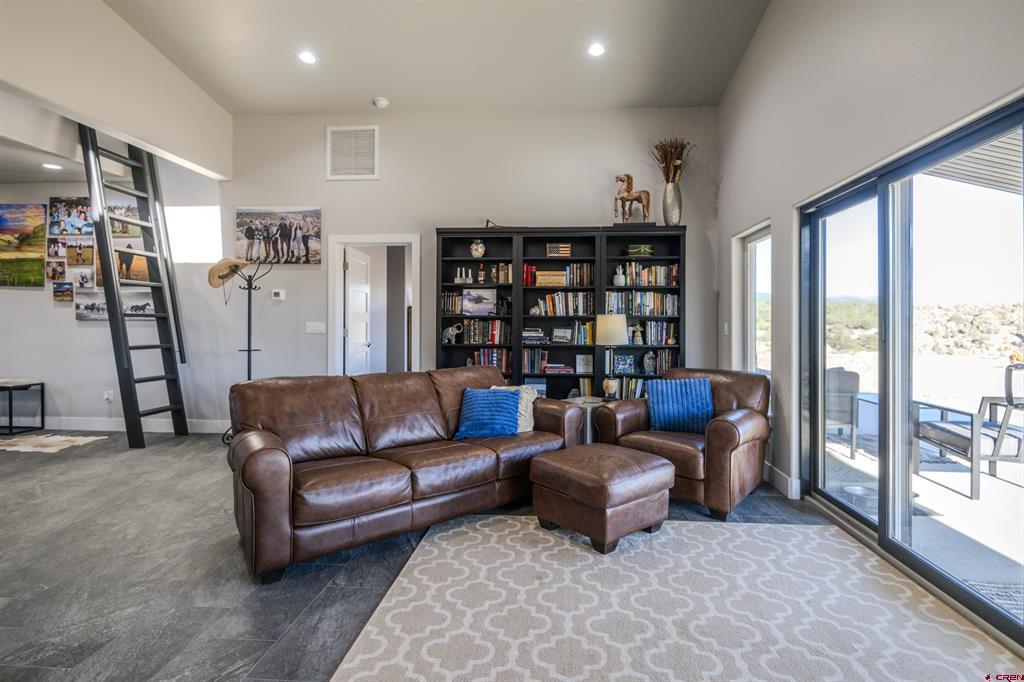 8800 Bostwick Park Road