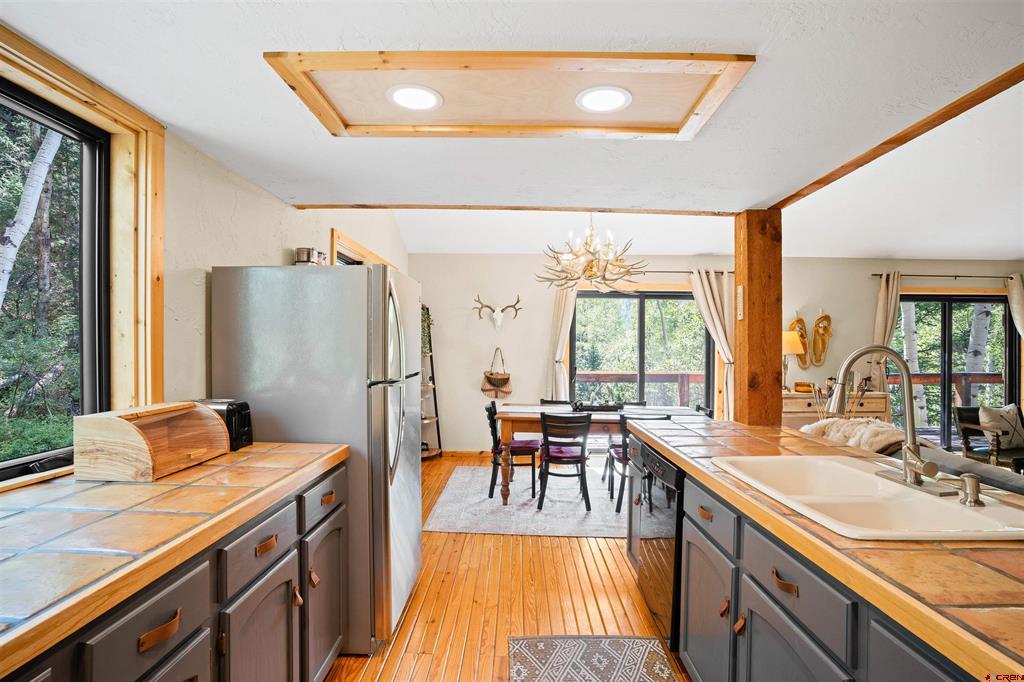 1950 County Road 771