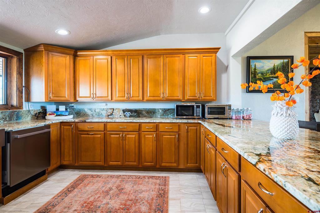 28890 County Road 33-EE