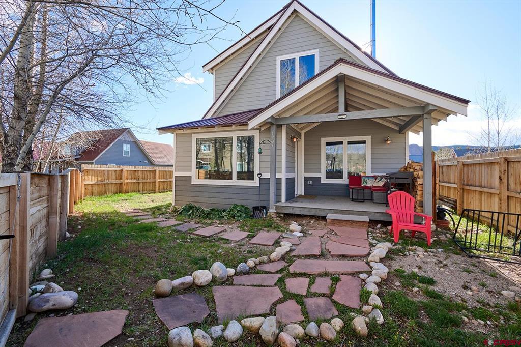 1207 Van Tuyl Circle