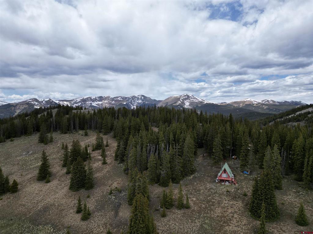 1170 Geneva Loop