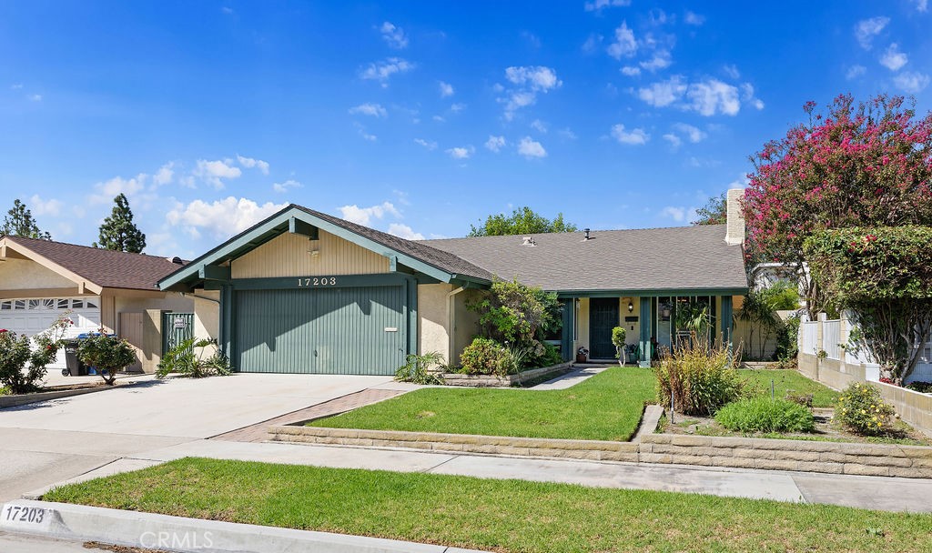 17203 De Groot Place