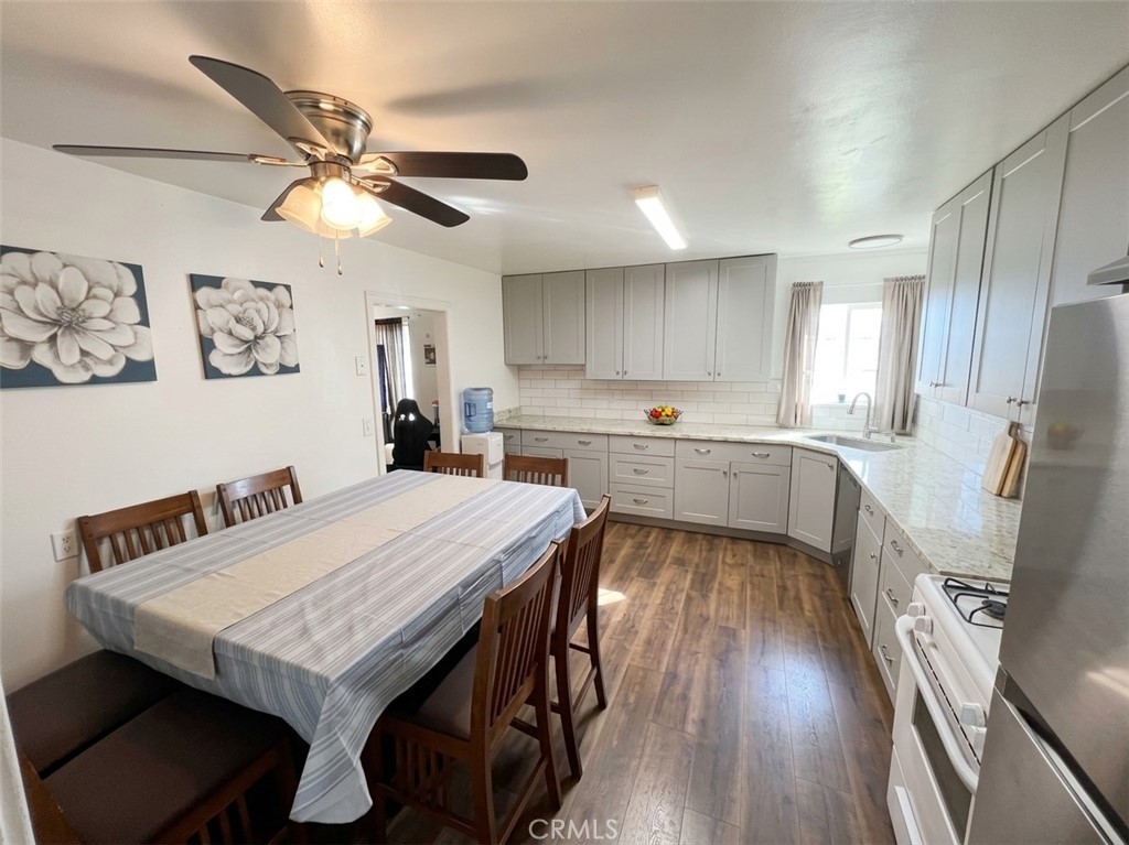 549 S Del Norte