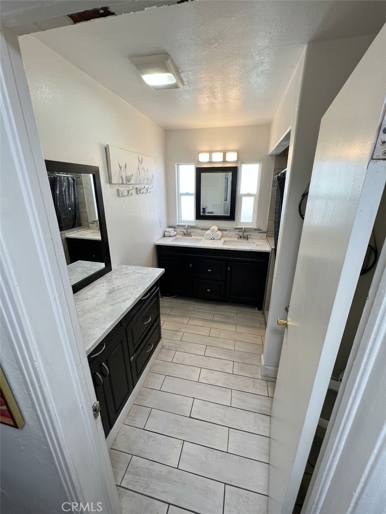 549 S Del Norte