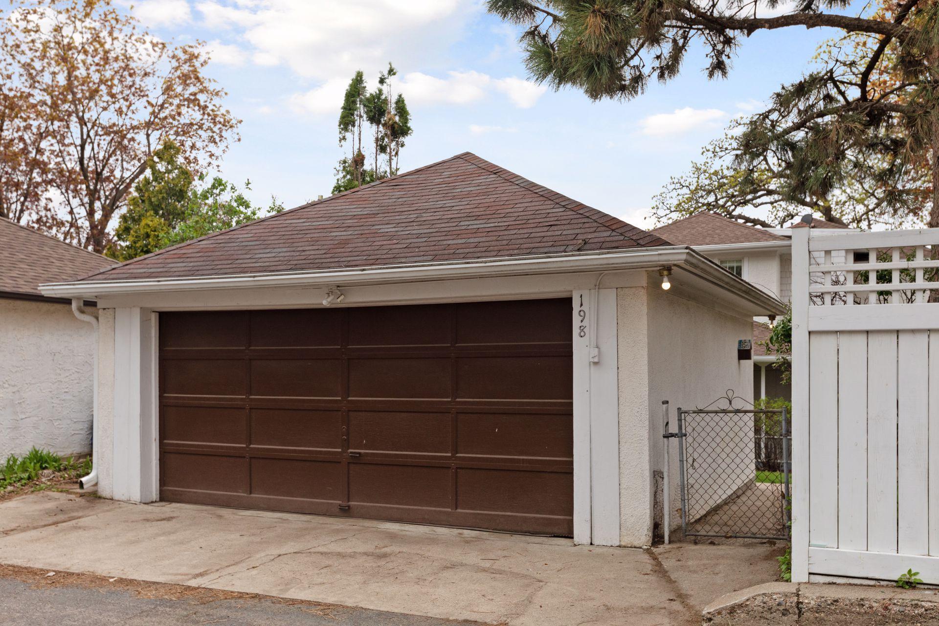 198 Montrose Place