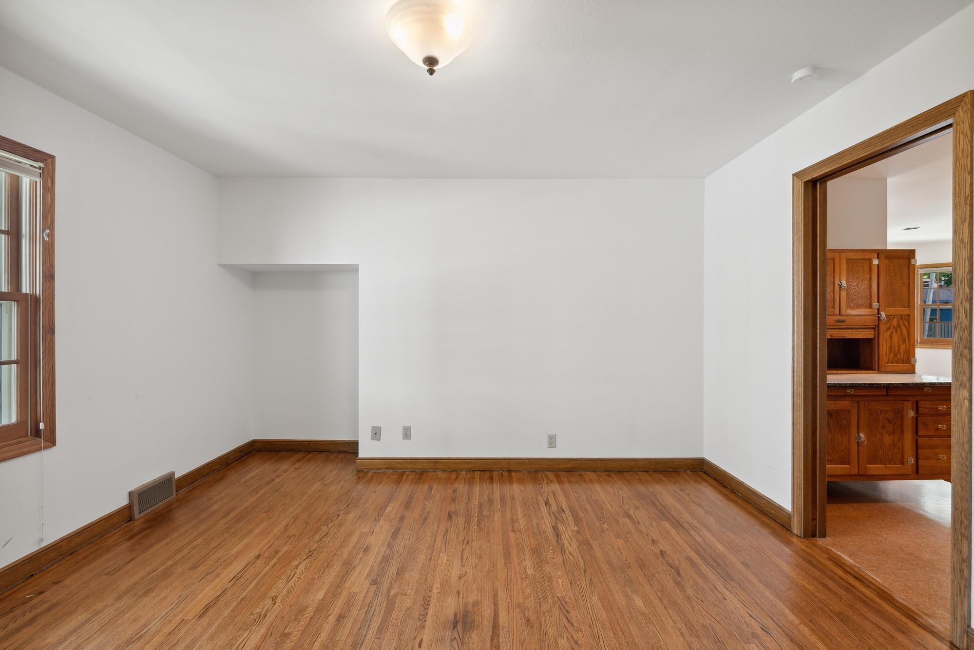 2118 Highland Parkway