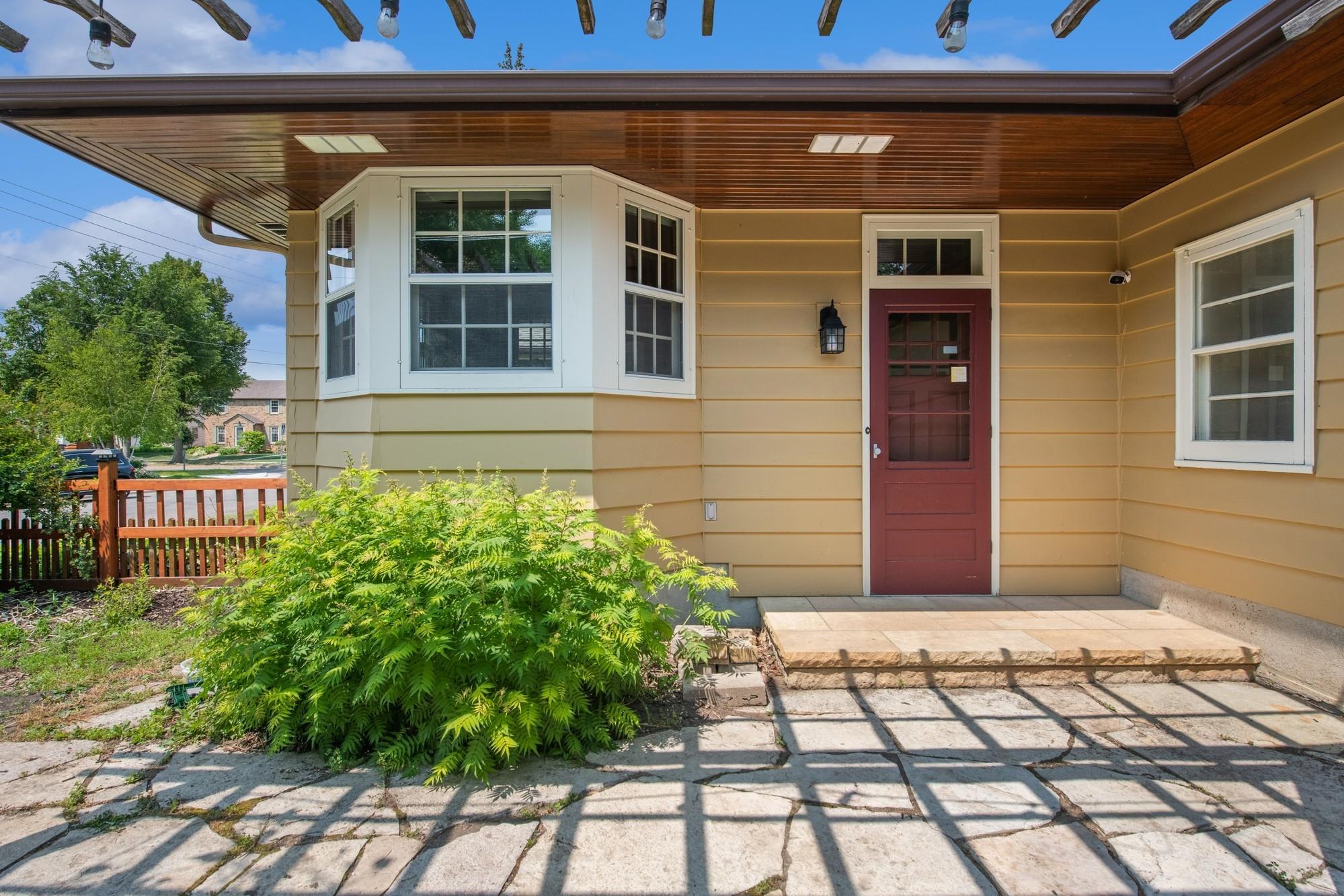 2118 Highland Parkway