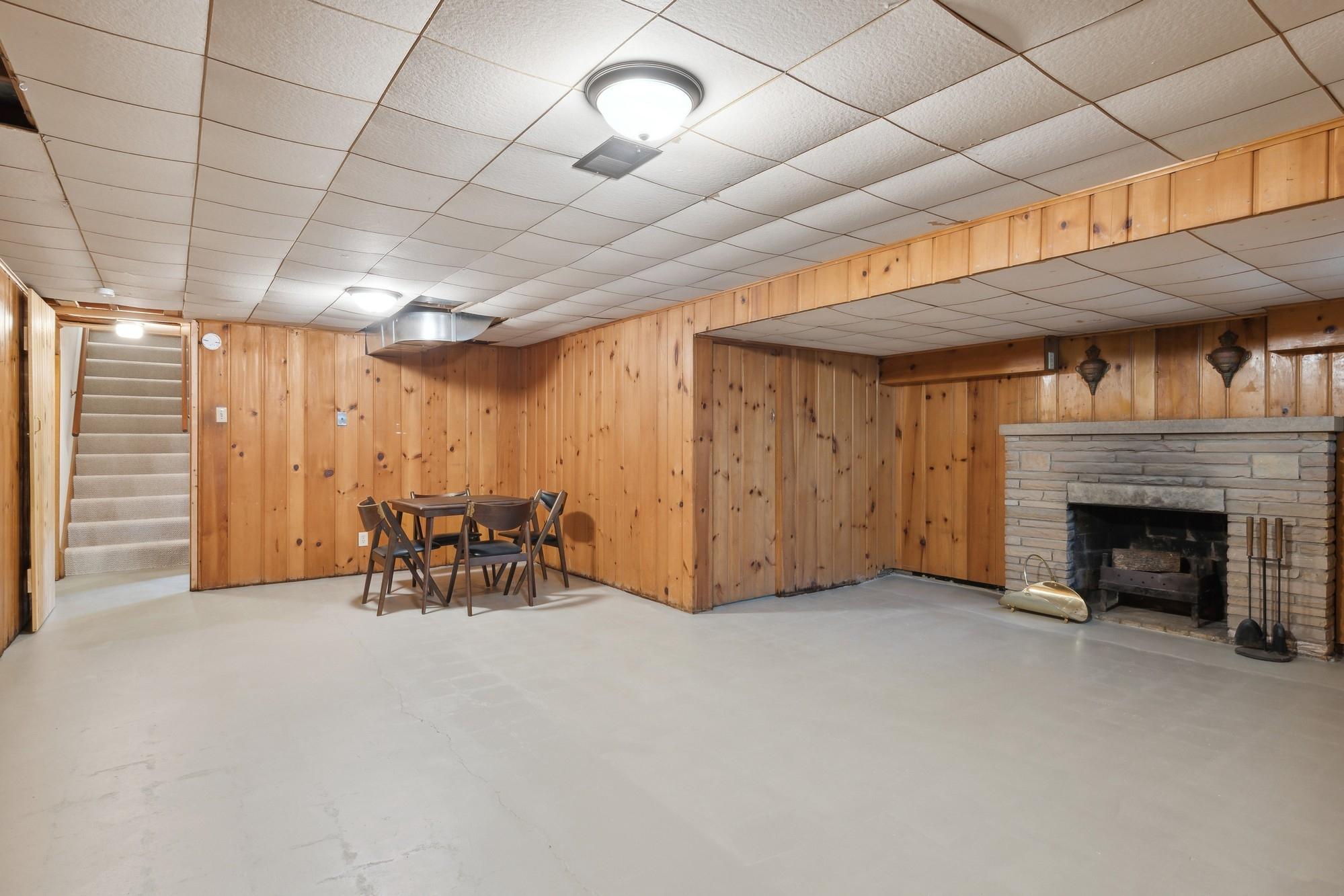 2118 Highland Parkway