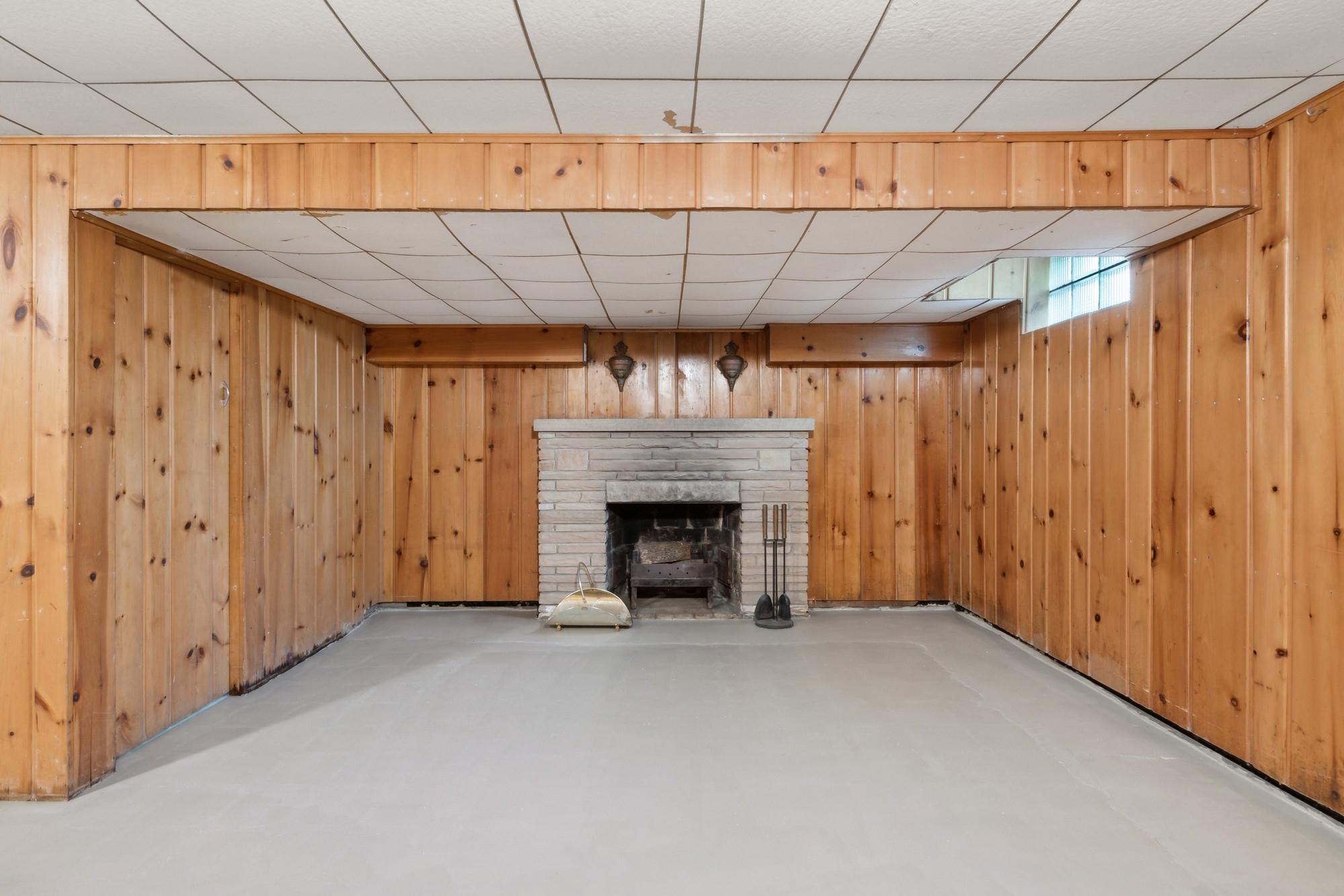 2118 Highland Parkway
