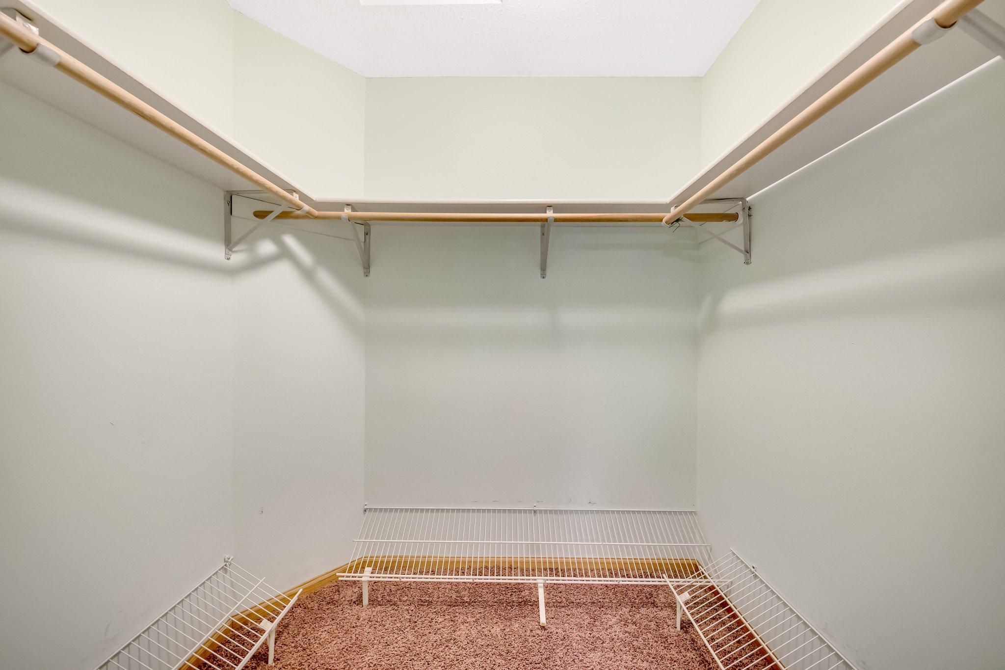 5625 Heather Ridge Court