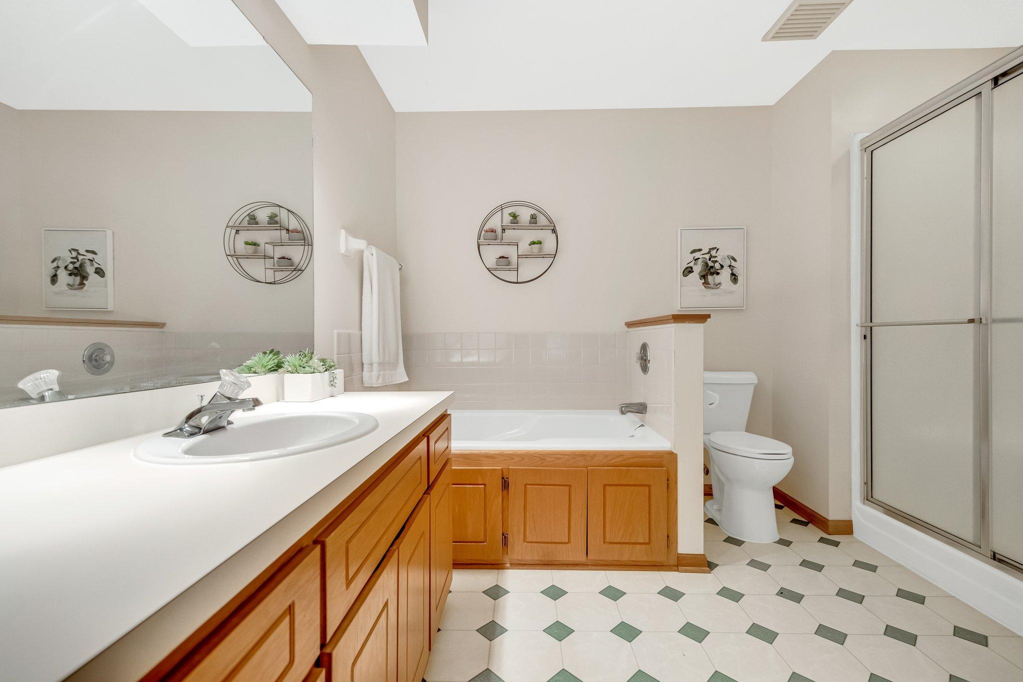 5625 Heather Ridge Court