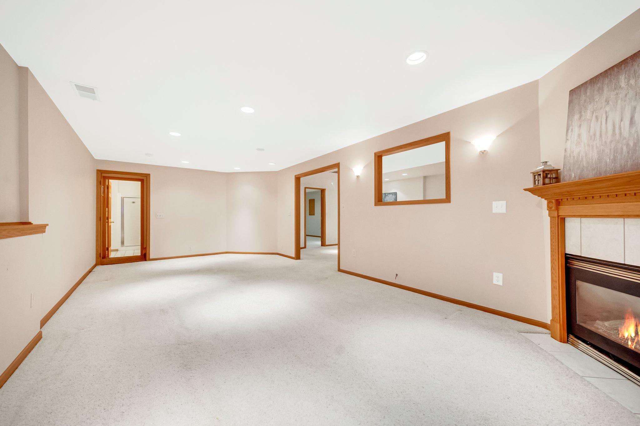 5625 Heather Ridge Court