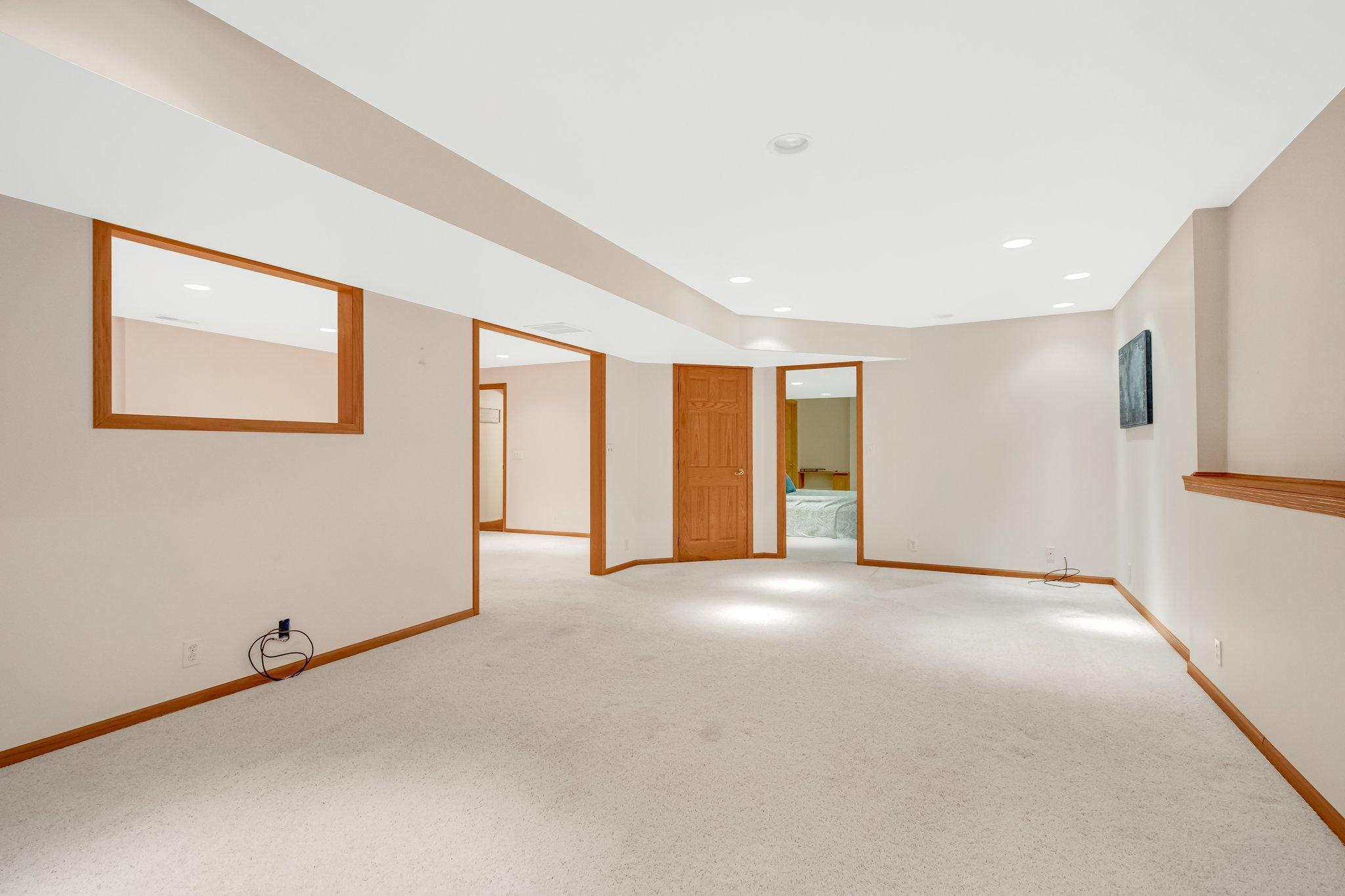 5625 Heather Ridge Court