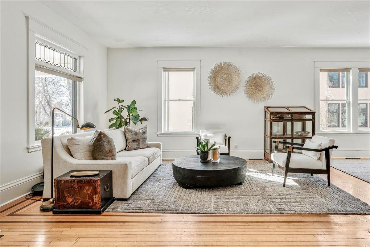 4050 Linden Hills Boulevard