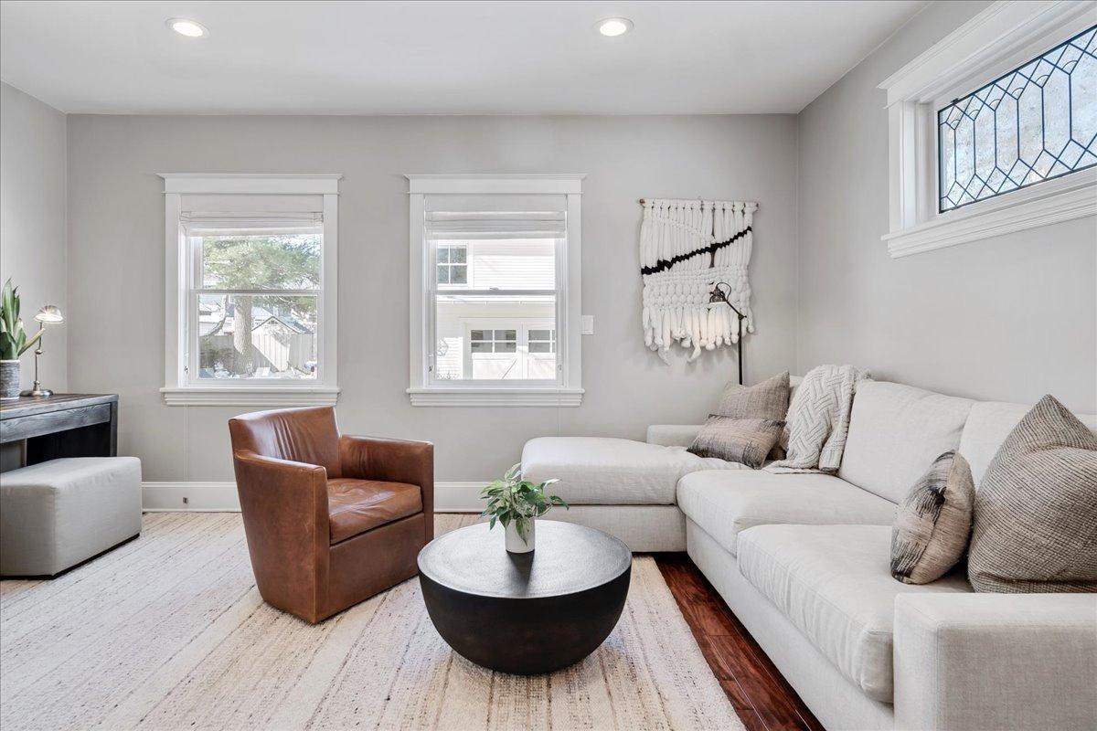 4050 Linden Hills Boulevard