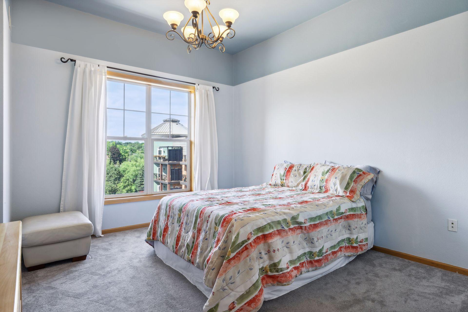 1800 Graham Avenue Unit: 403