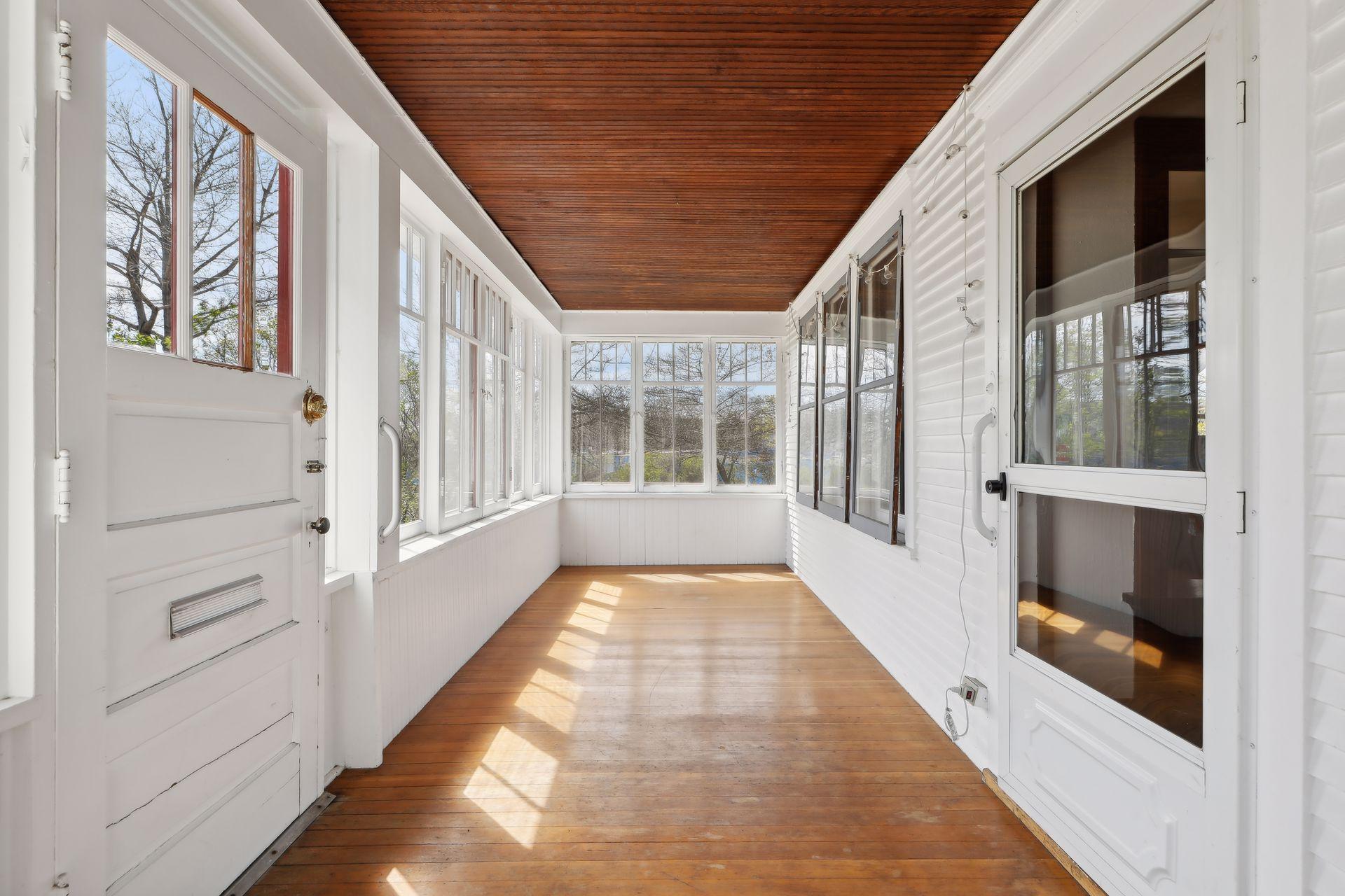 1063 Albemarle Street