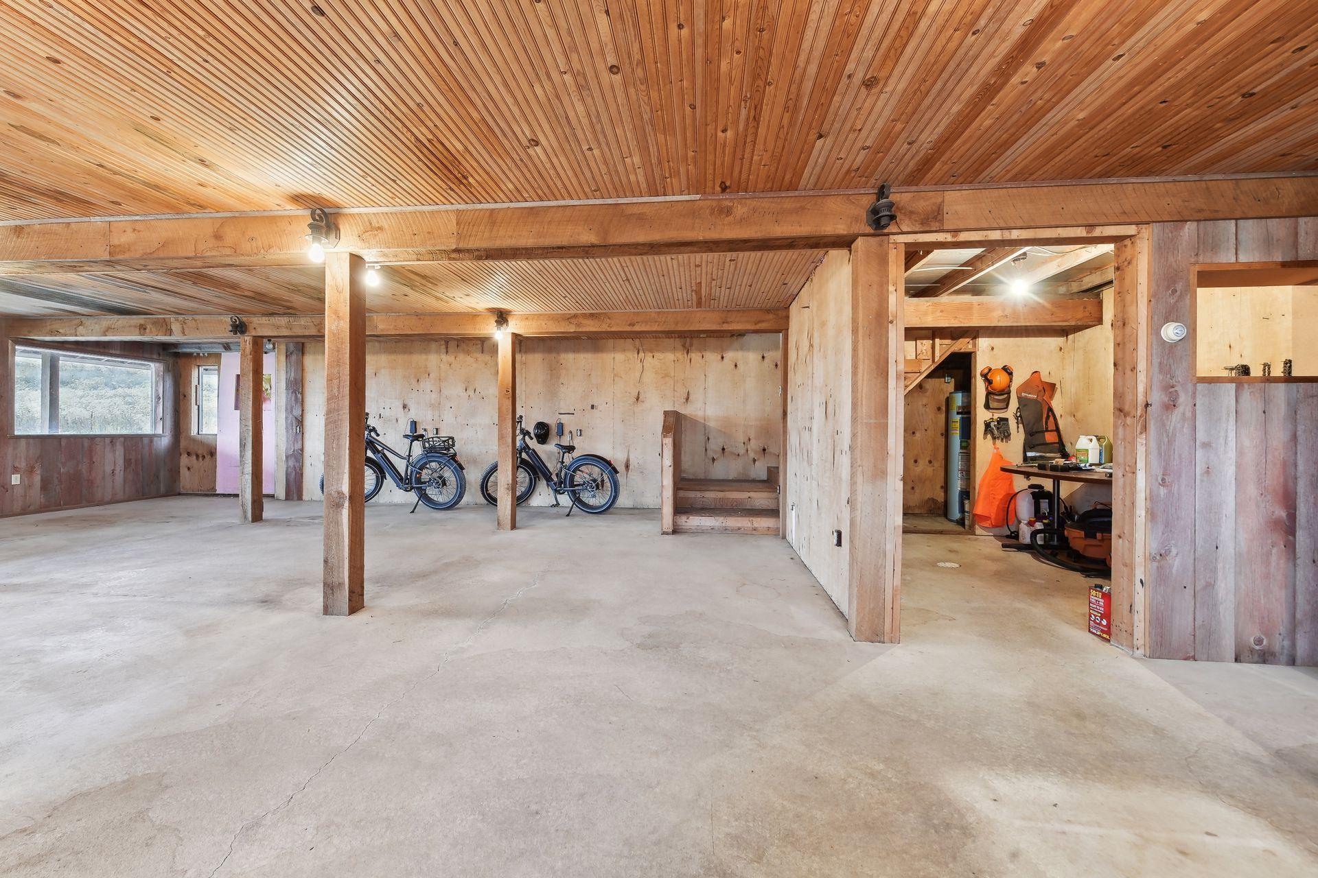 32637 Grit Road