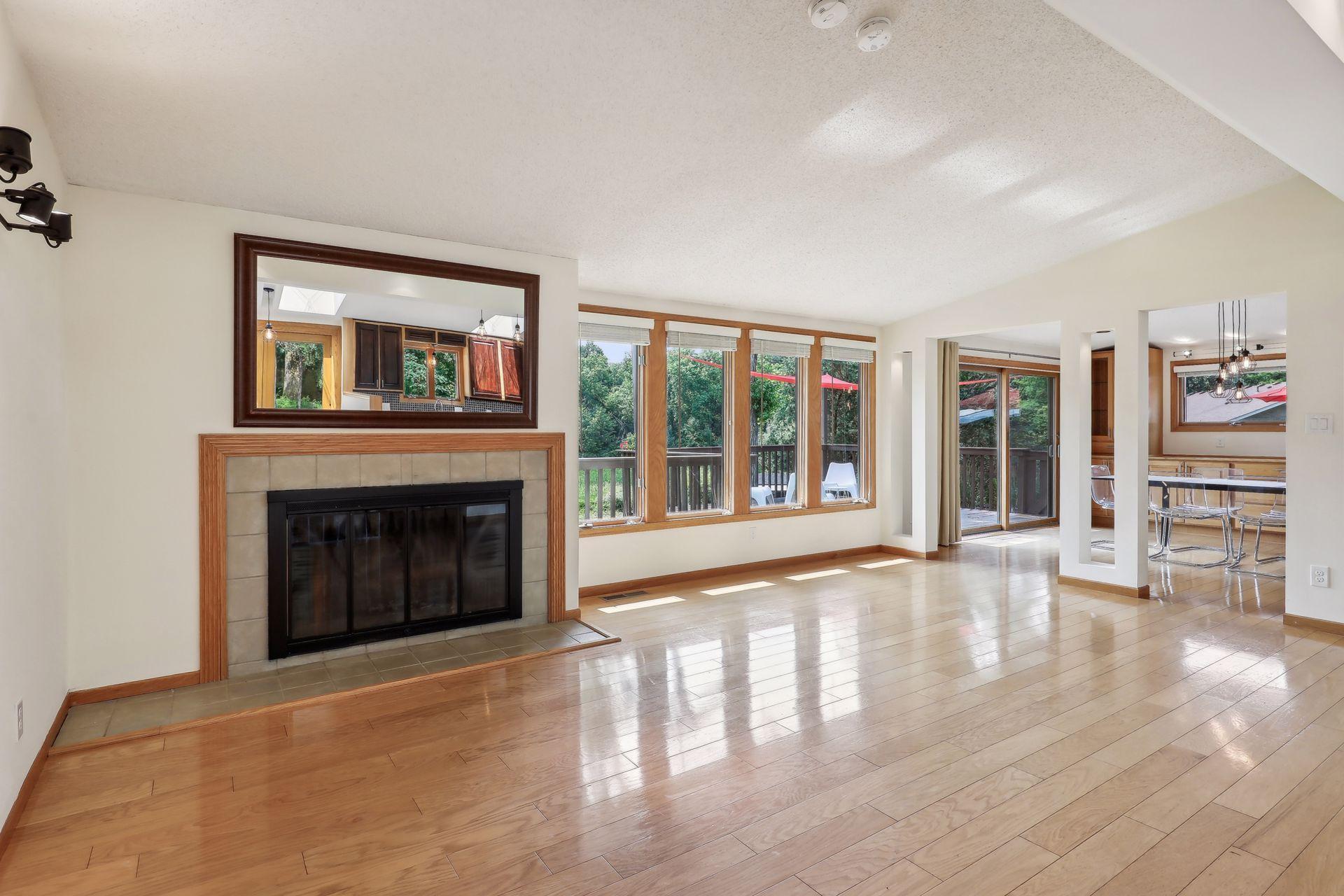 1455 Lone Oak Lane