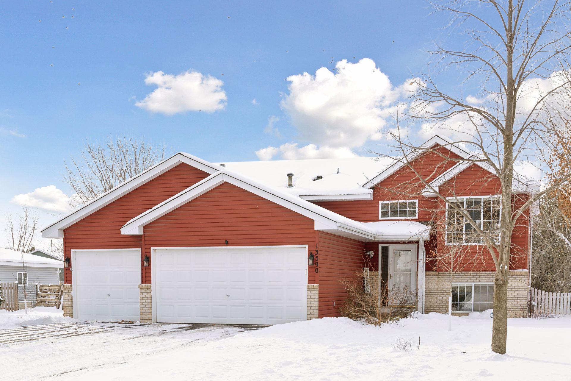 13590 Fiona Avenue N