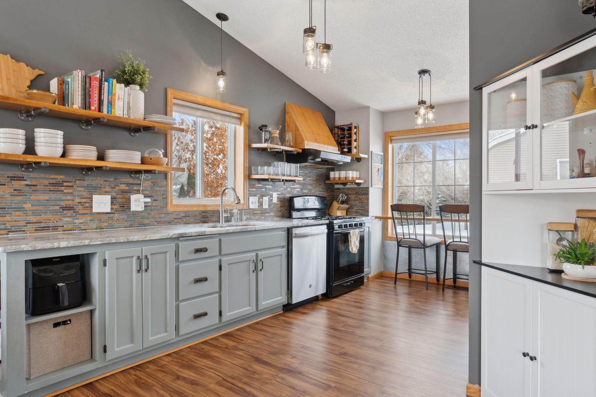 13590 Fiona Avenue N