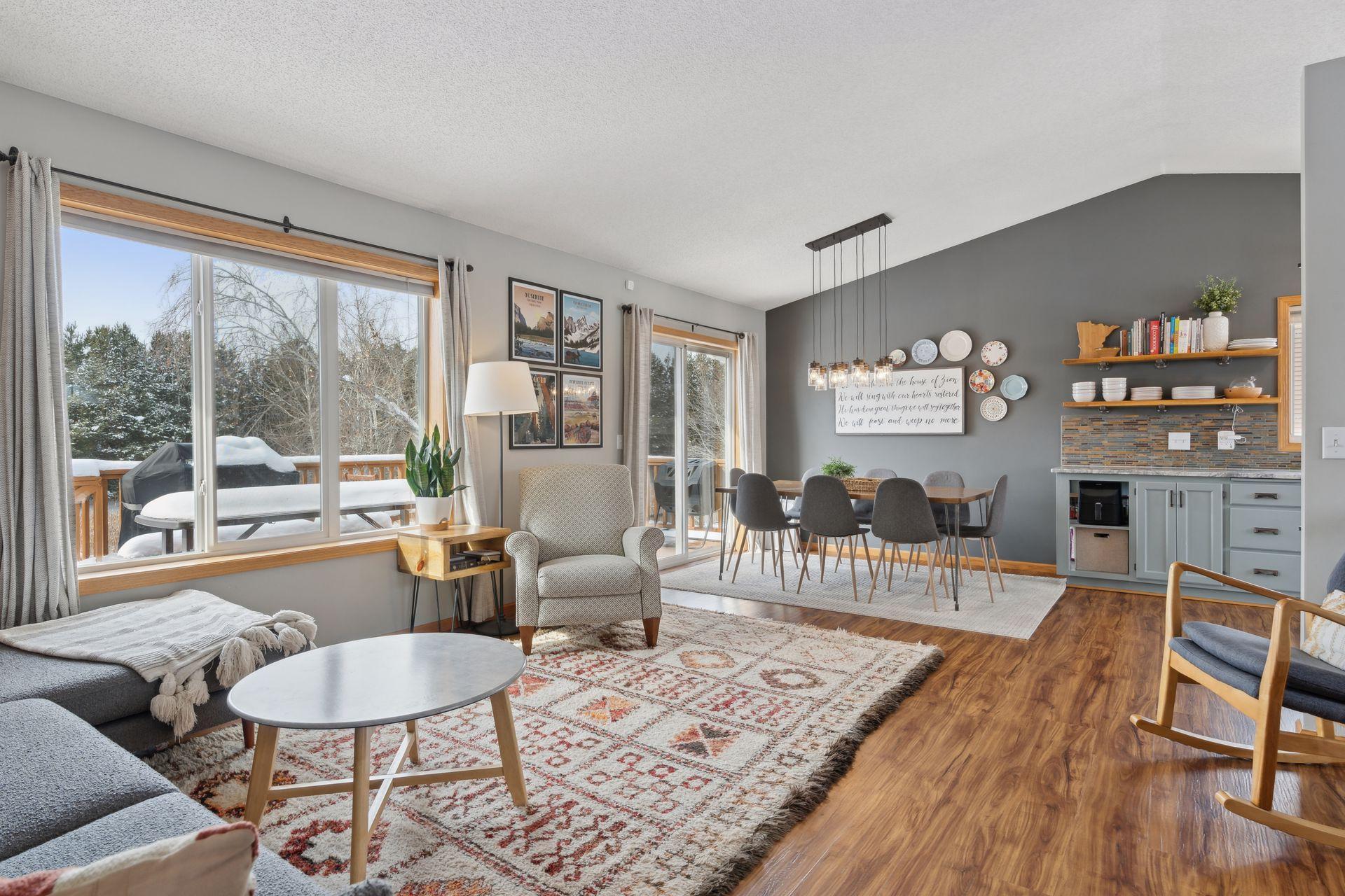 13590 Fiona Avenue N