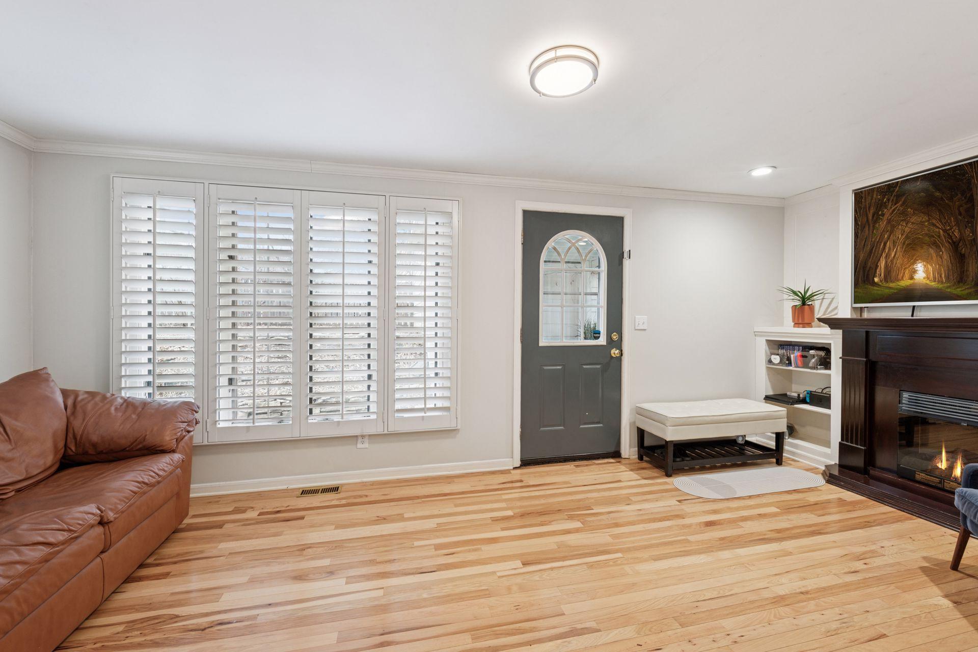 1408 E 54th Street
