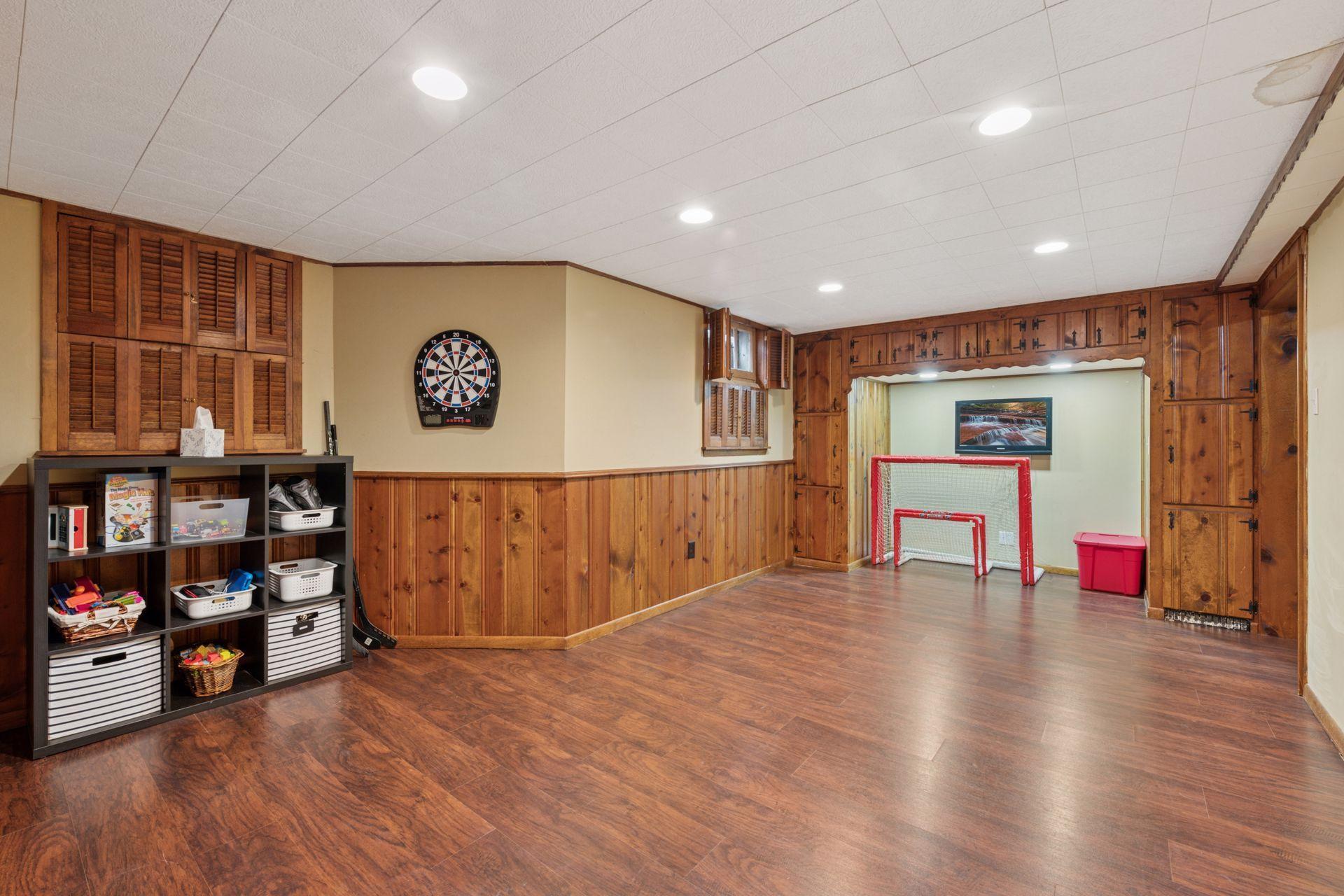 1408 E 54th Street