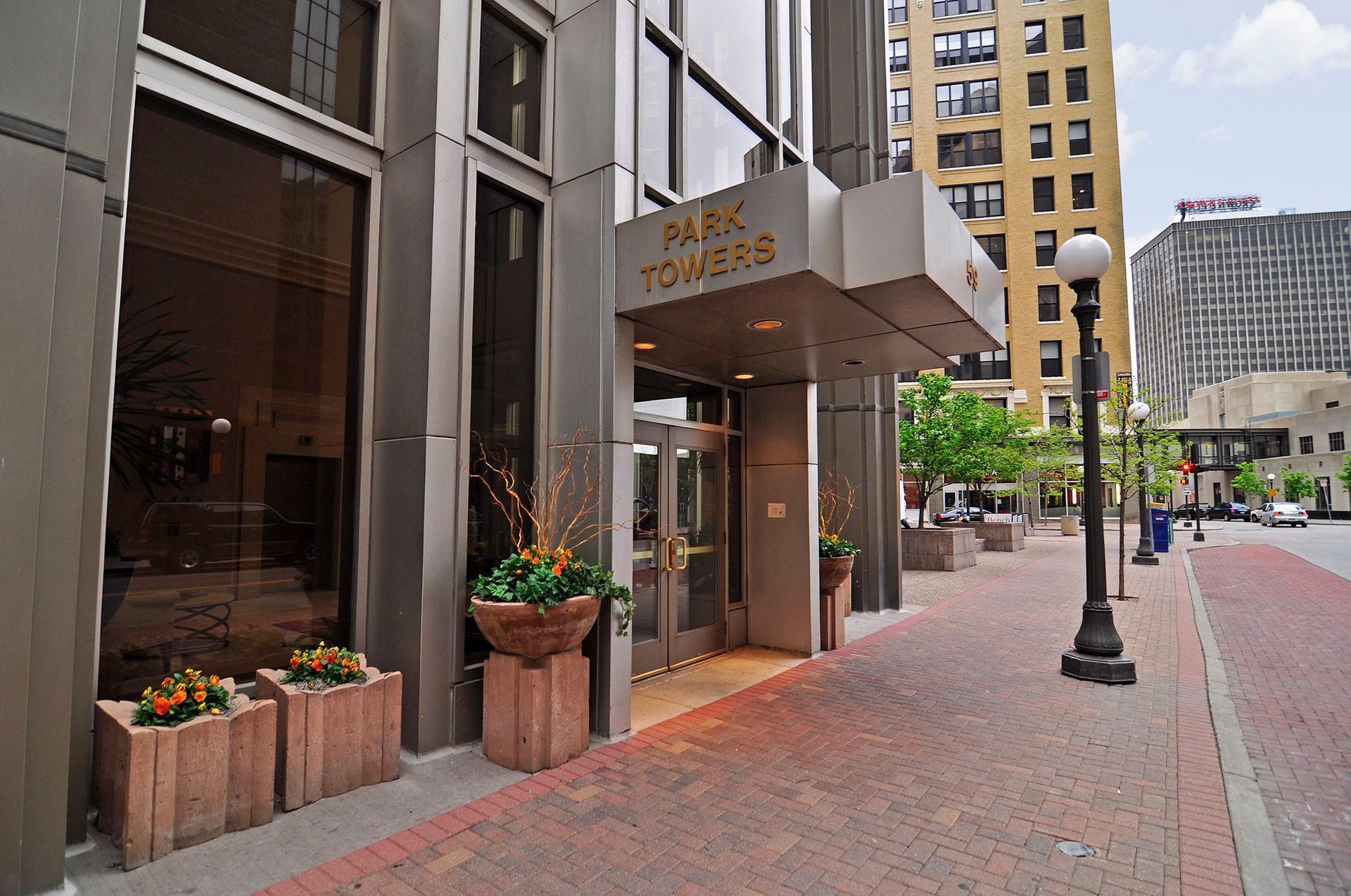 59 4th Street W Unit: 22A