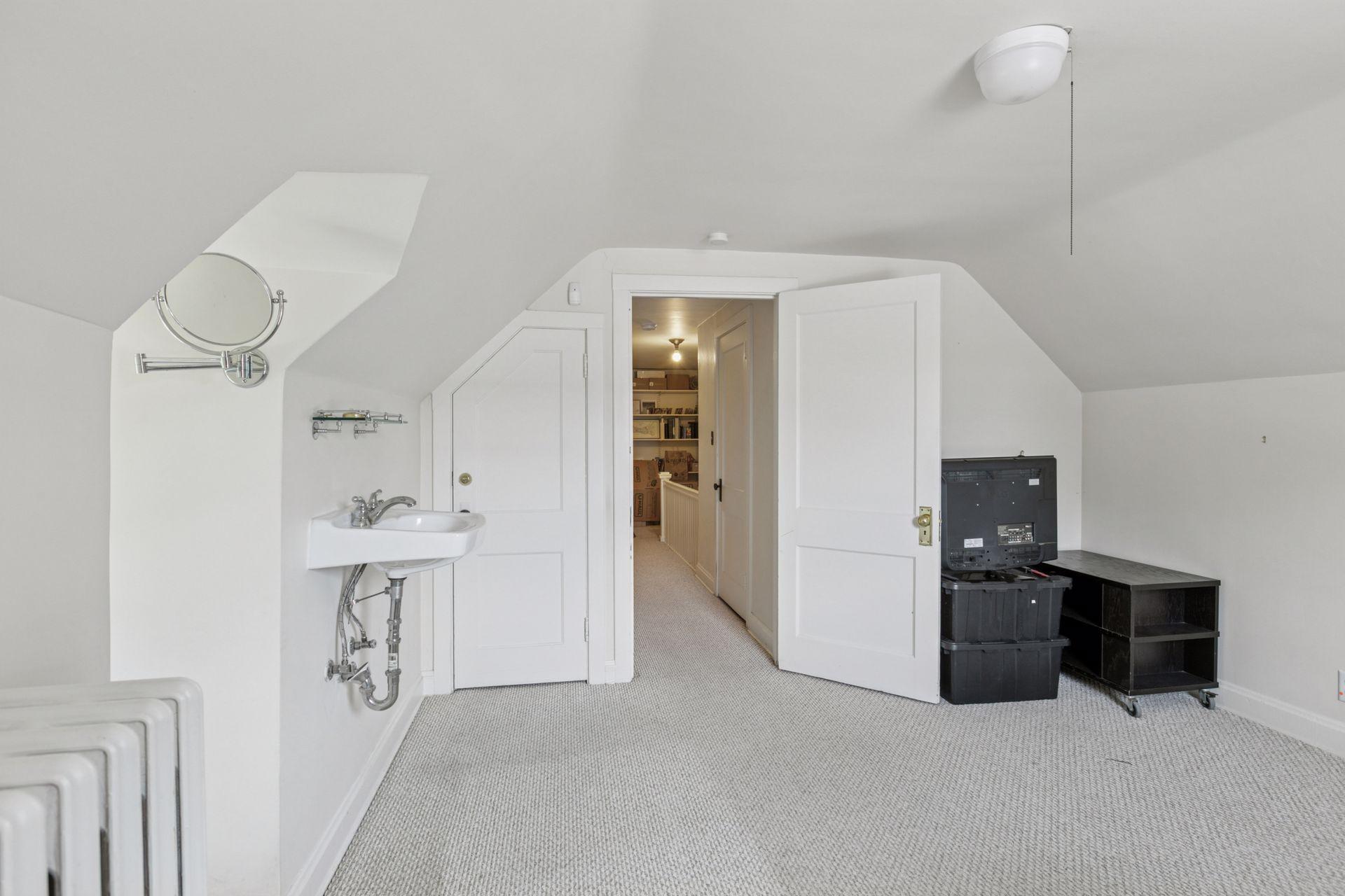 2262 Riverwood Place