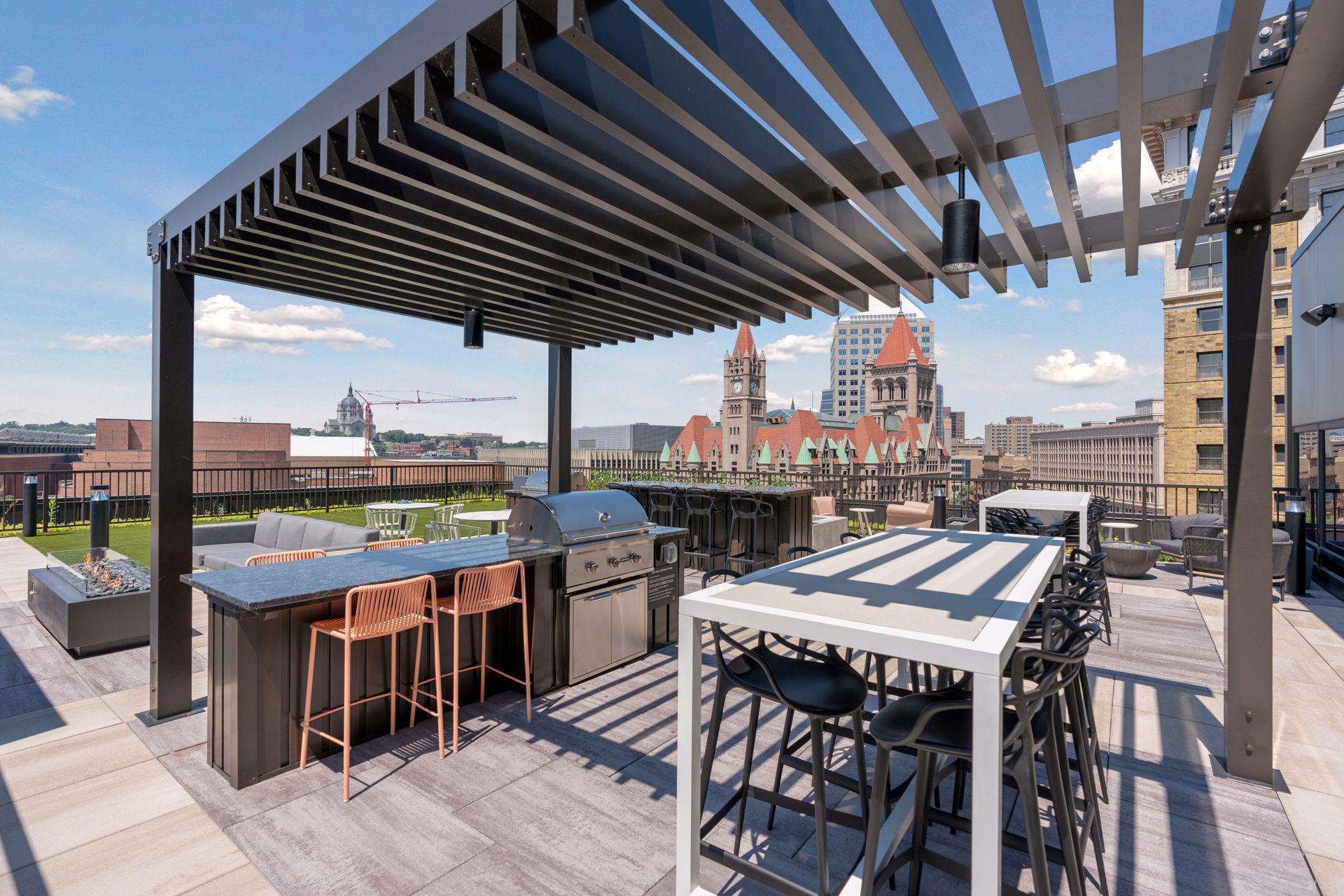 59 4th Street W Unit: 21C