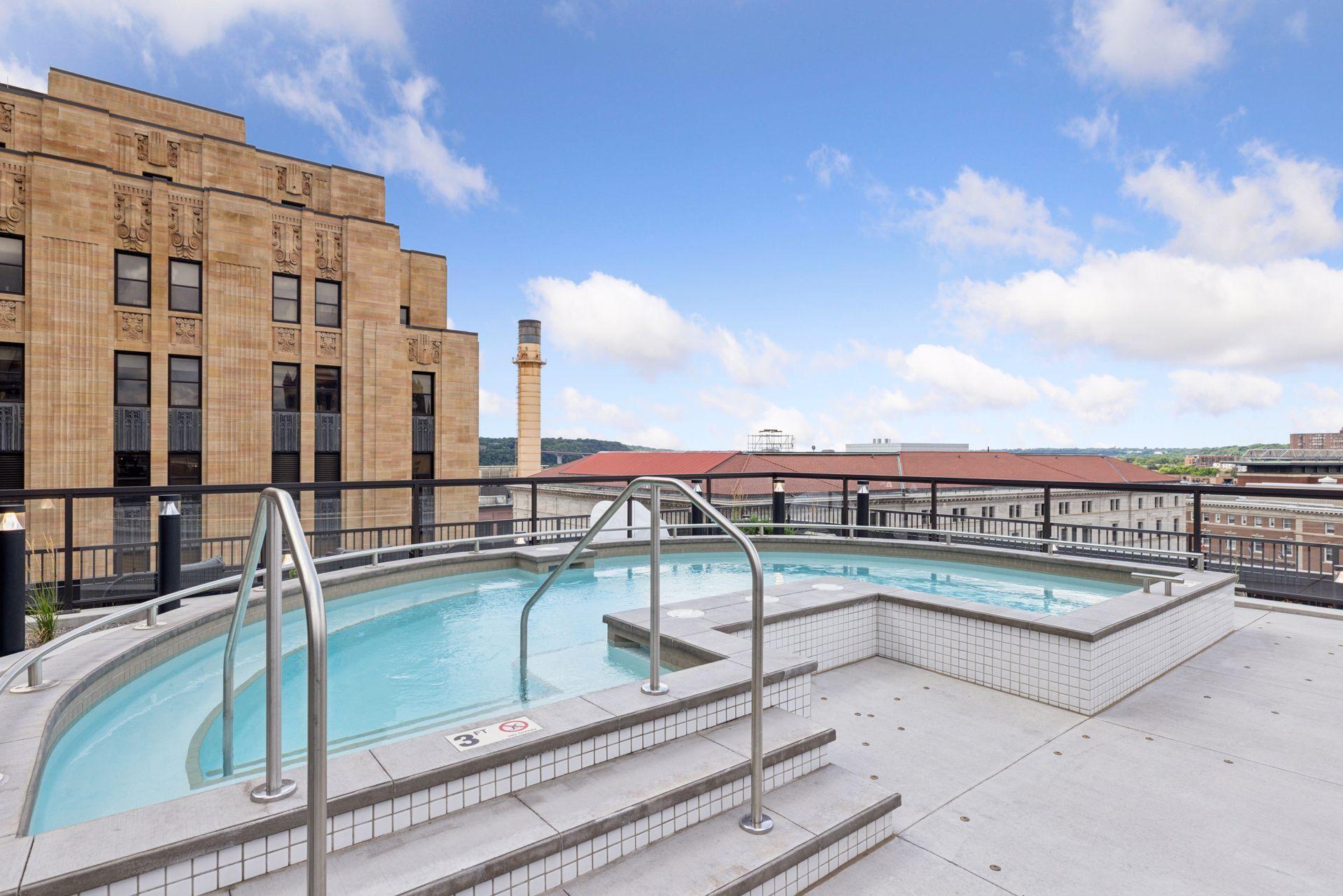 59 4th Street W Unit: 21C