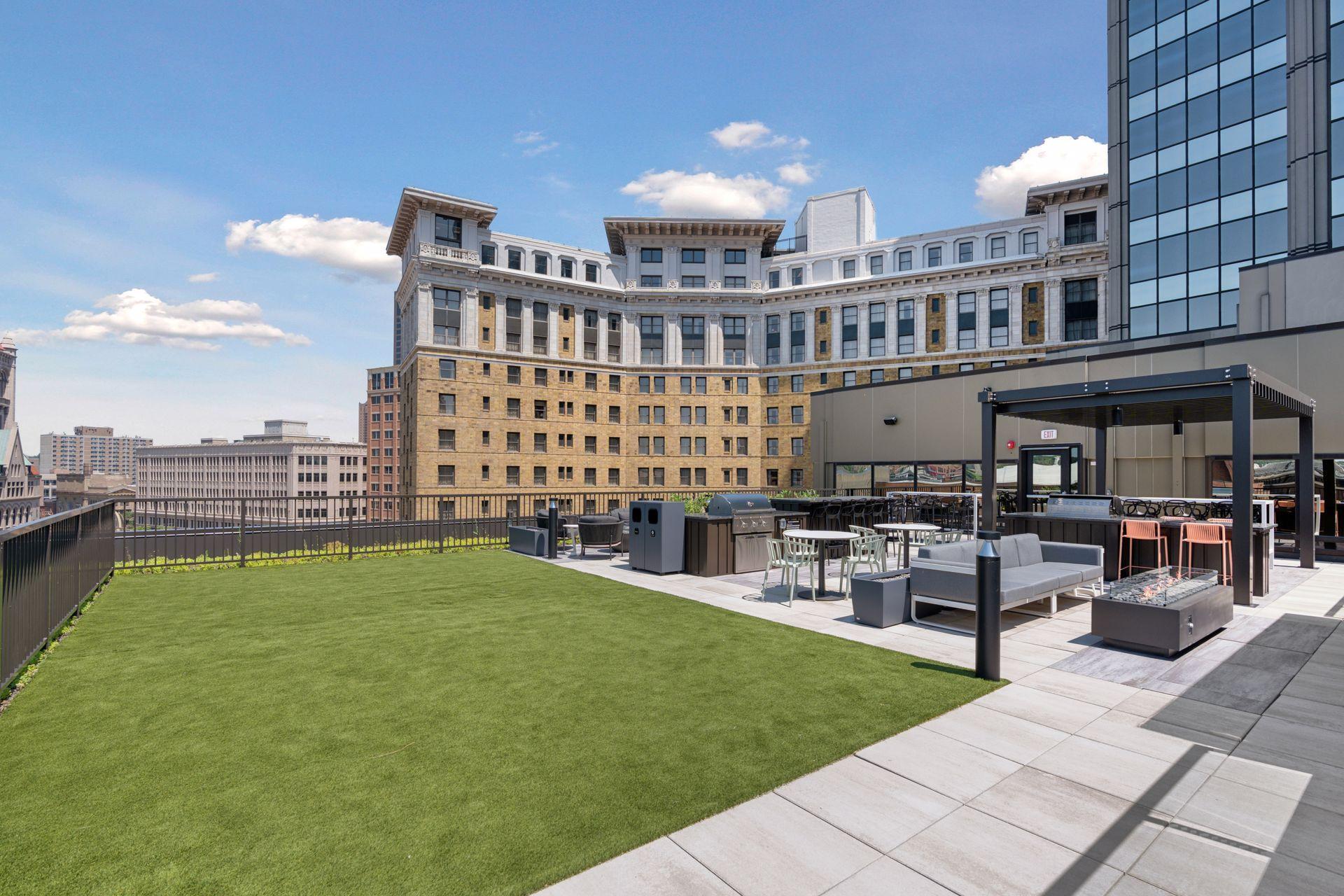 59 4th Street W Unit: 21C