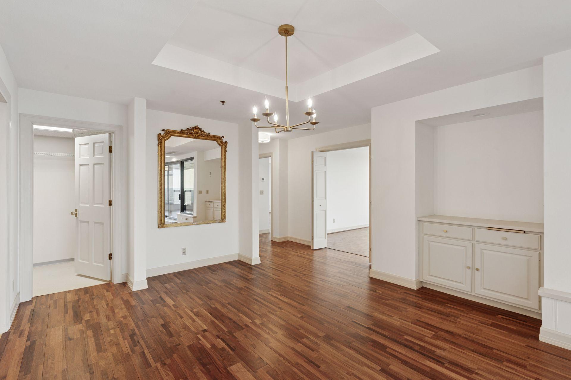 59 4th Street W Unit: 21C