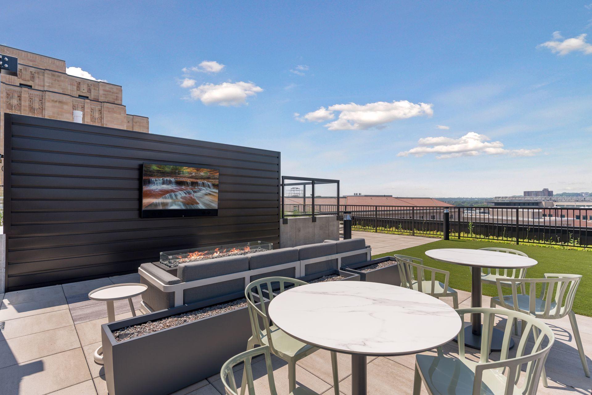 59 4th Street W Unit: 21C