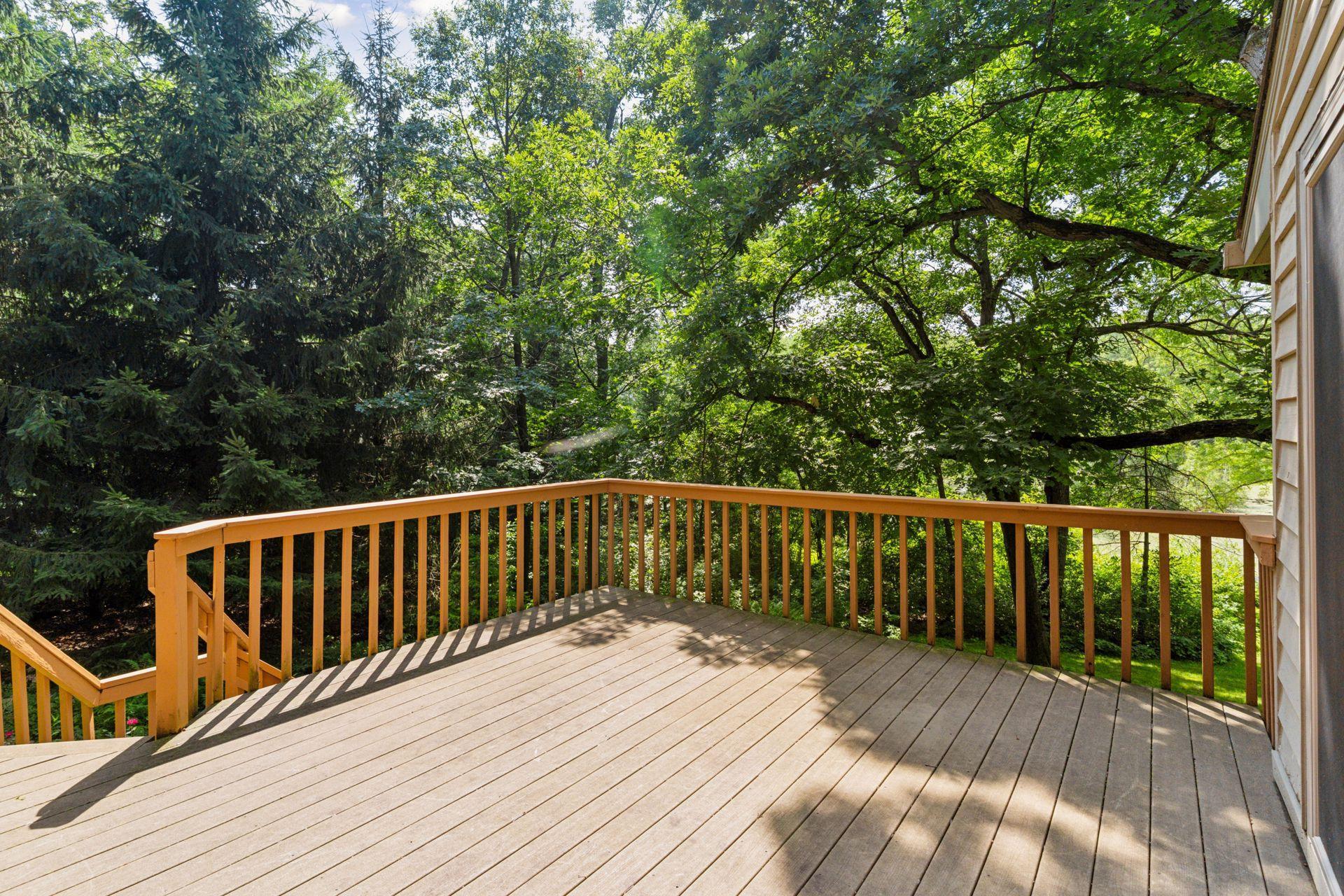 102 W Kraft Road
