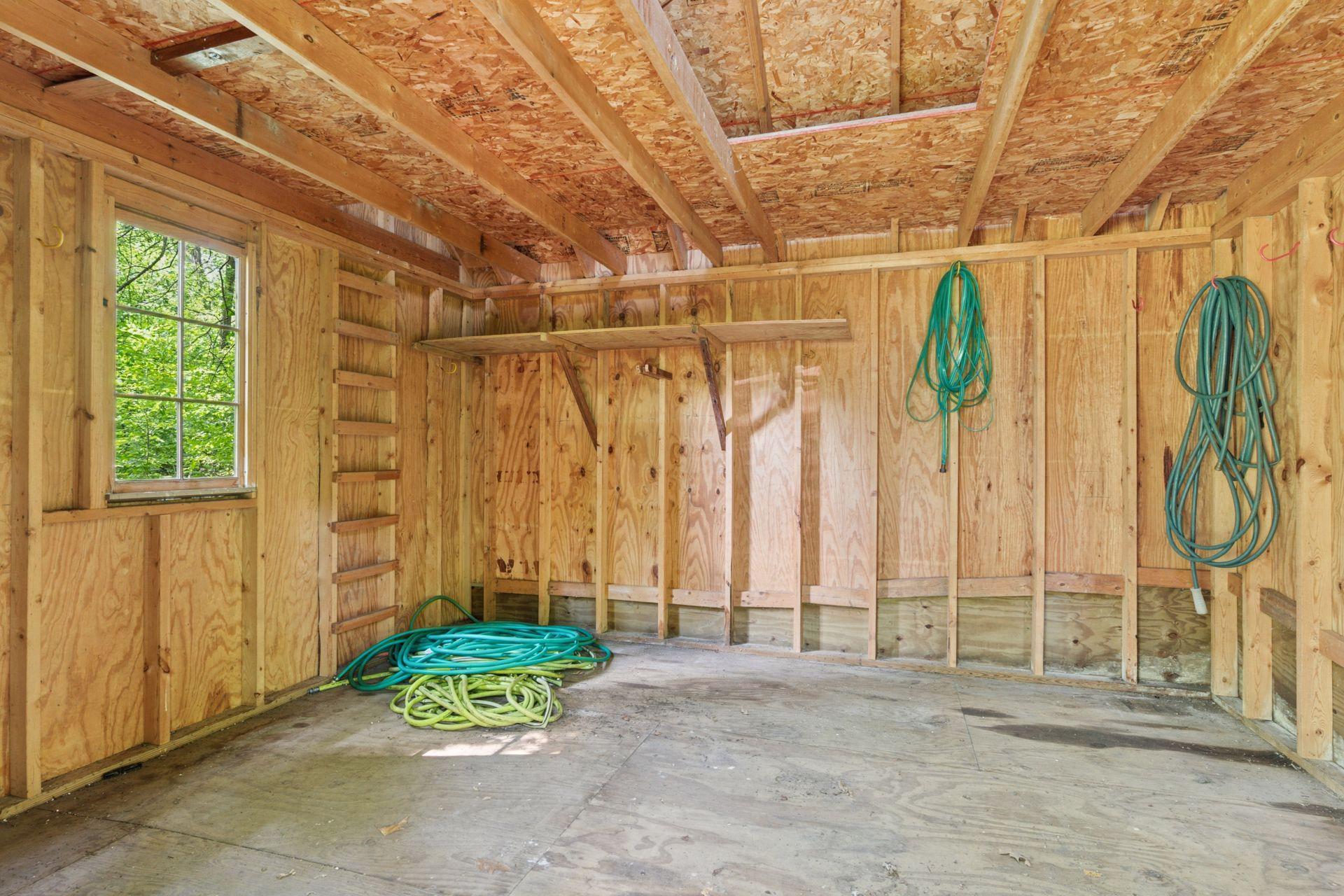102 W Kraft Road