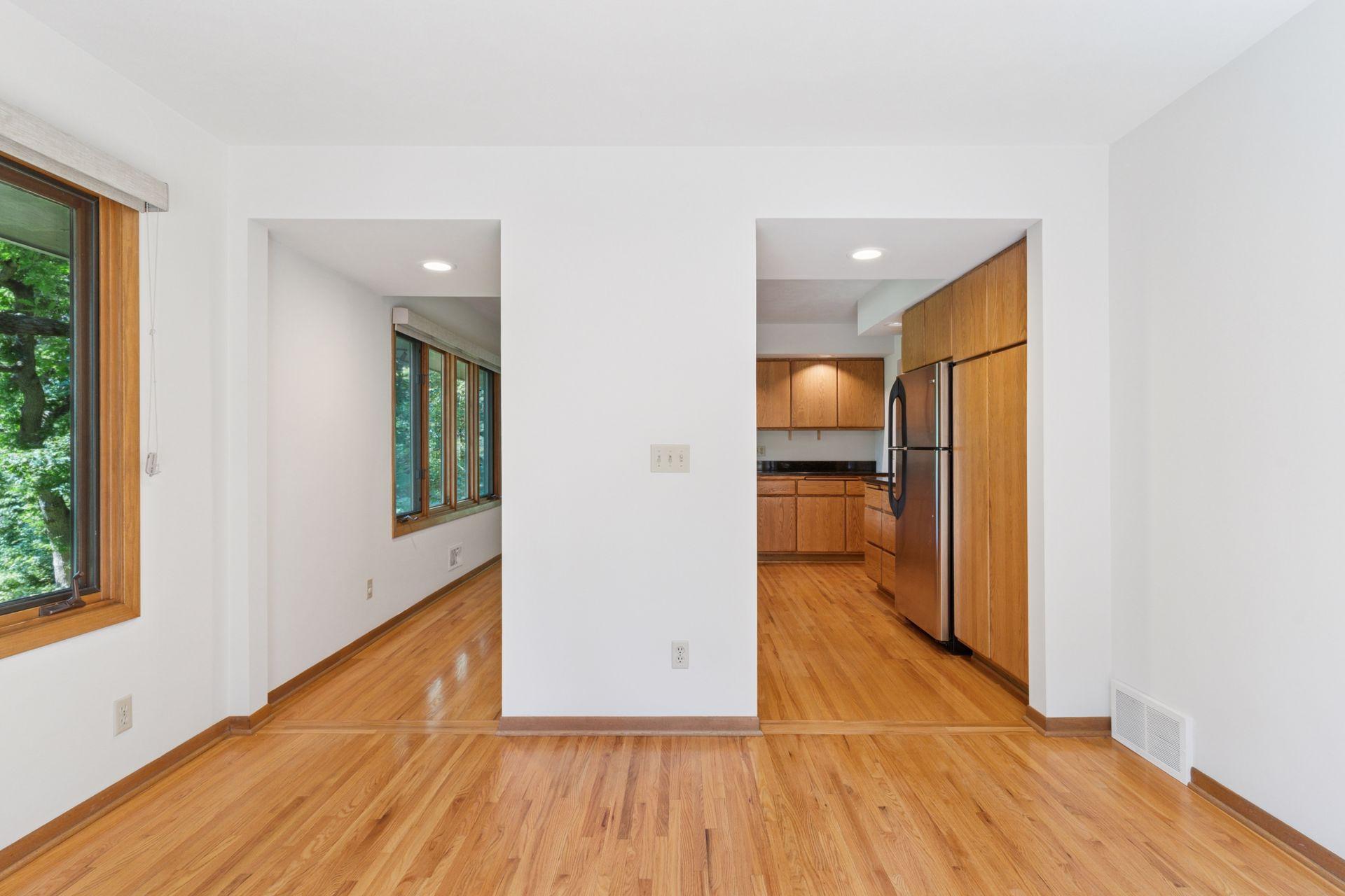 102 W Kraft Road